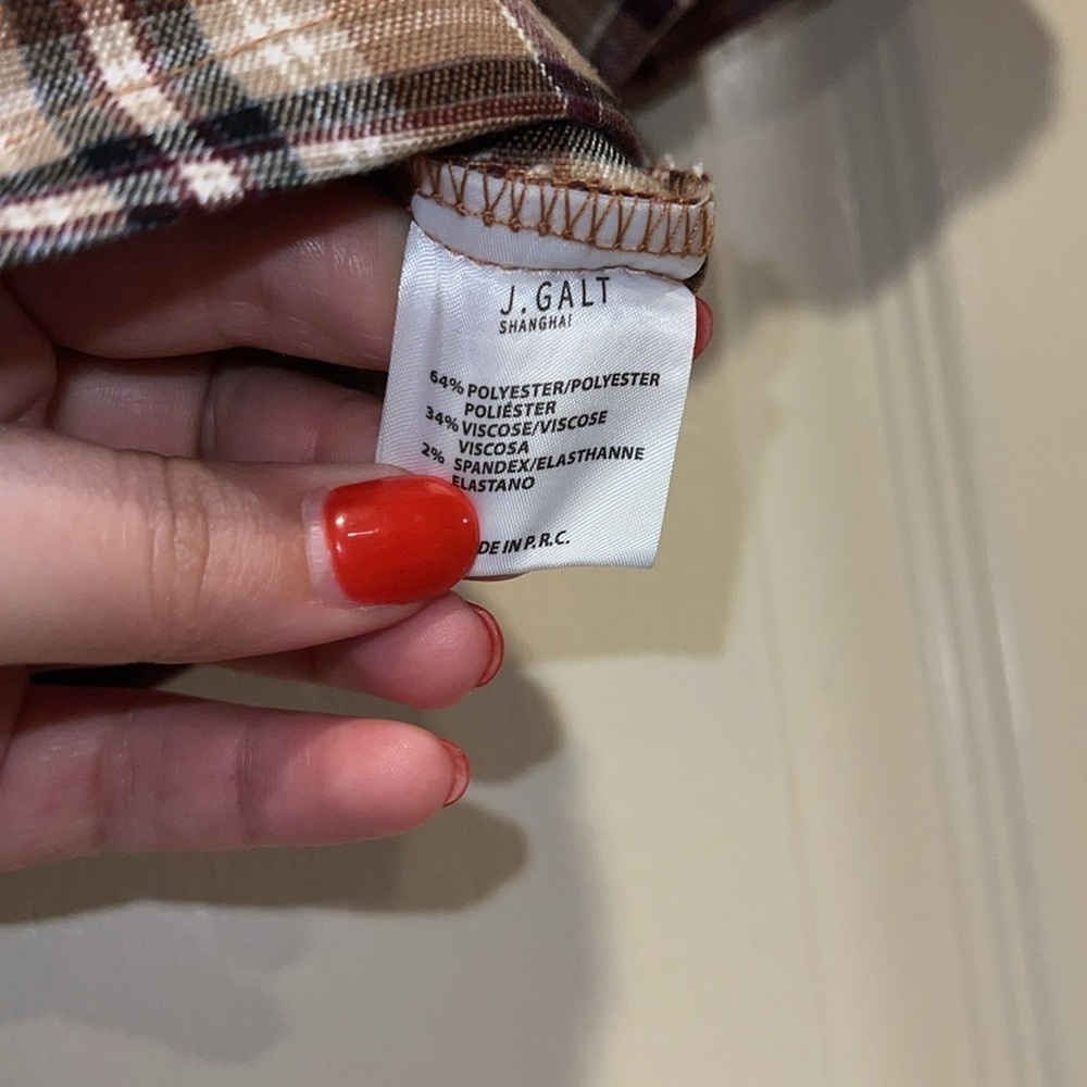 John Galt (Brandy Melville Sub-brand)Brown Plaid Short Sleeve Button Up Shirt - Picture 6 of 8